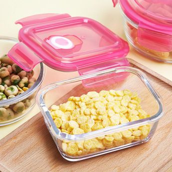 Lunch Box with Sereals